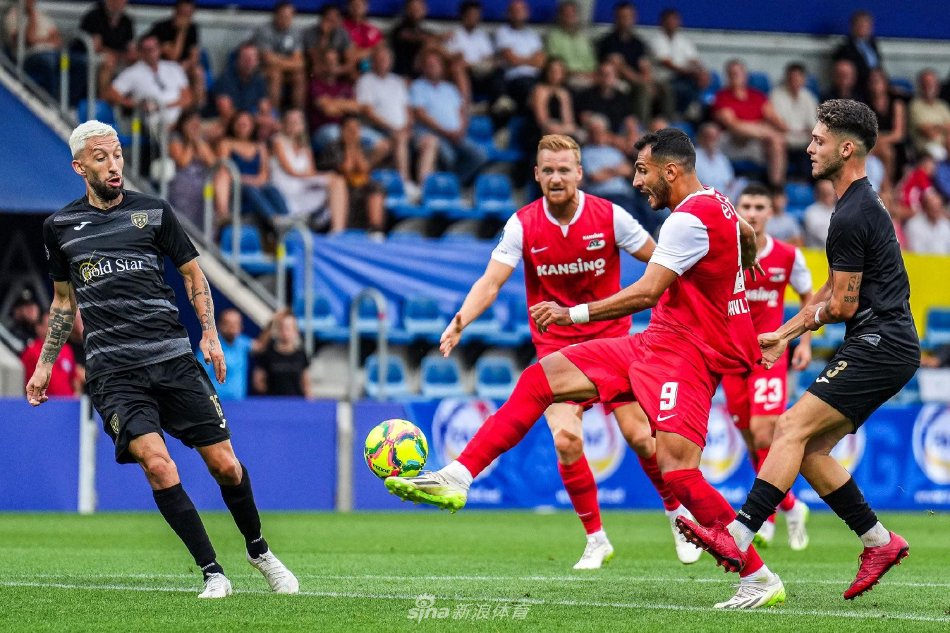 在防守方面 在防守方面