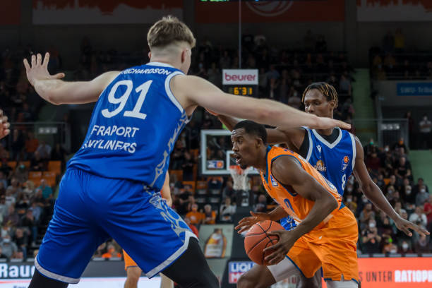 年轻人开始 年轻人开始