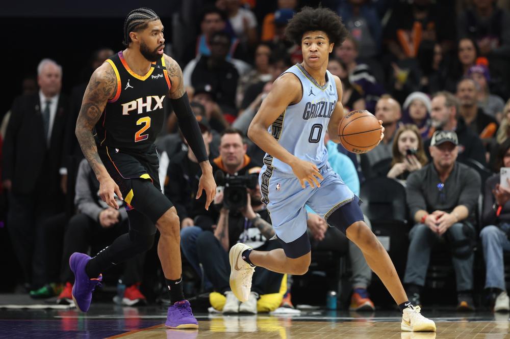 聚光灯下的 聚光灯下的